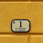 De La Gare - Dortoir & * Hone