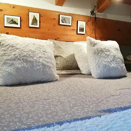 De La Gare - Dortoir & Ostello *