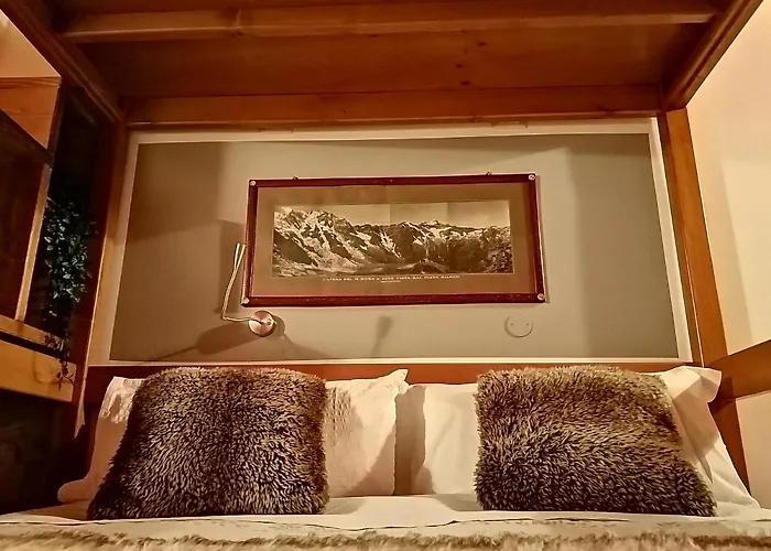 De La Gare - Dortoir & Hostel Hone