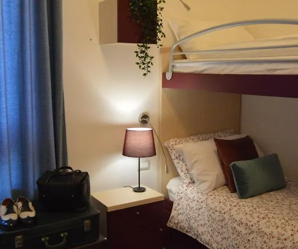 De La Gare - Dortoir &